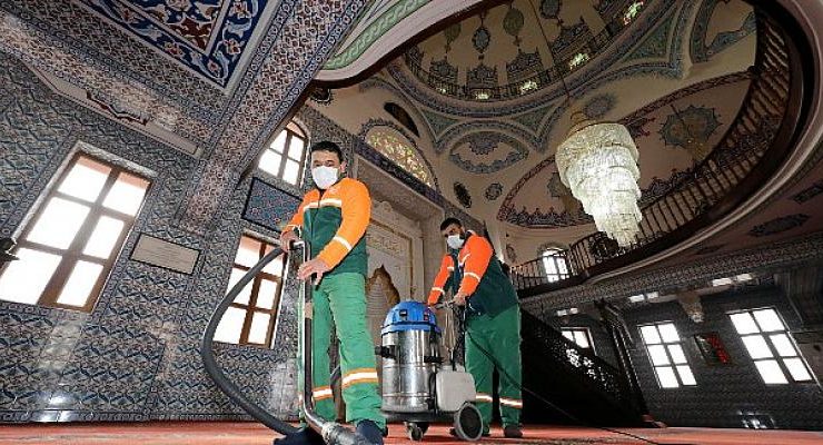 Çankaya’da İbadethaneler Temizleniyor