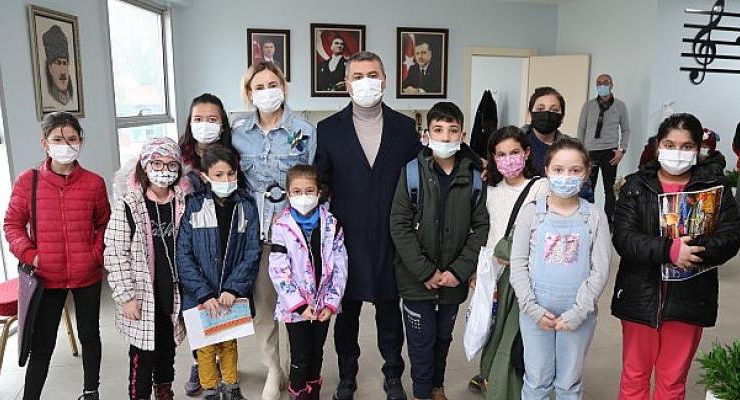Gölbaşı Belediyesi Sanat Kursları ile Sanata Yolculuk Devam Ediyor