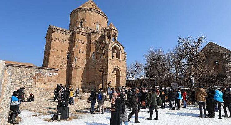 Güzel Havayı Fırsat Bilen Vatandaşlar Büyükşehir Belediyesi Etkinliğinde Buluştu