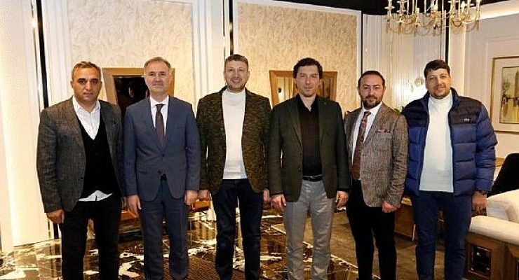 Başkan Taban Modef Fuarını Ziyaret Etti