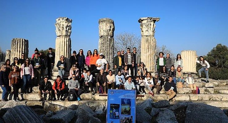 Büyükşehirden kütüphane haftası farkındalık buluşması