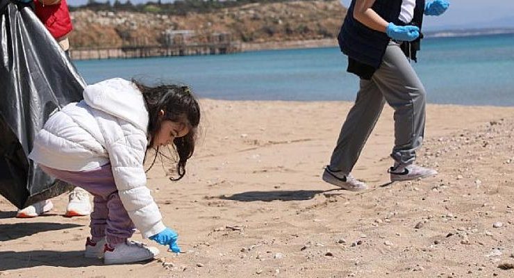 Didim’de Minikler Yetişkinlere Örnek Oldu