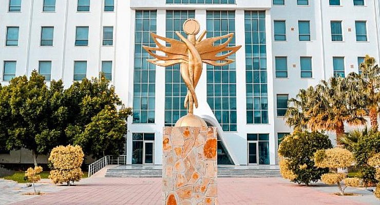 Dünyadaki tıp öğrencileri Yakın Doğu Üniversitesi’nde buluşacak!