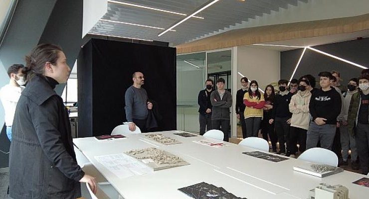 Geleceğin yazılımcıları Bilişim Vadisi’ni gezdi