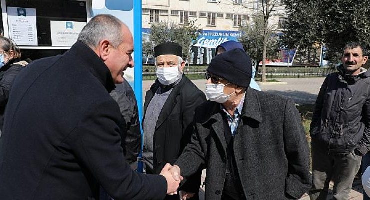 Gemlik’te Halk Büfeler her gün on binlerce vatandaşa hizmet veriyor