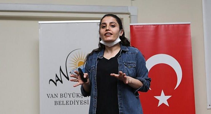 Gönülden Gönüle Dost Sohbetleri Sürüyor