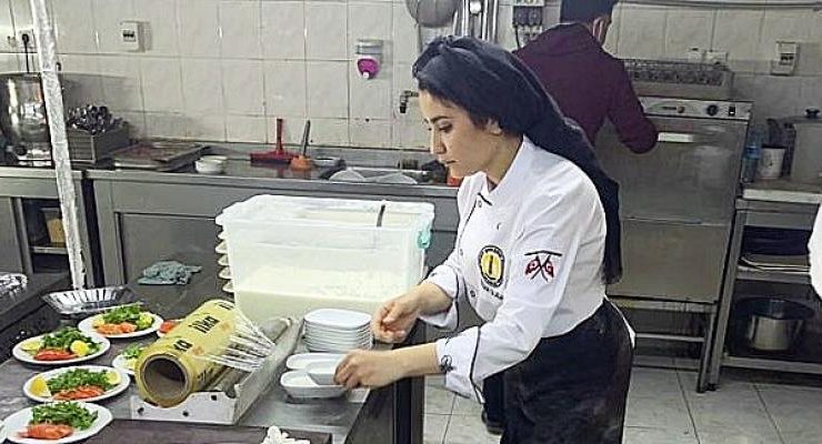 Harran Eğitim Kooperatifi Geleceğin Şeflerine Staj İmkânı Sağlıyor