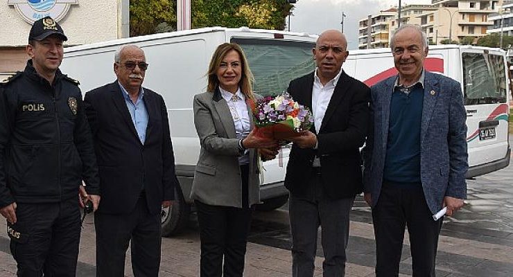İzmir Emniyet Müdürü Şahne Muhtarlara “Telefonum 24 saat açık” dedi