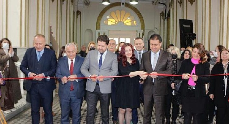 İzmir İl Milli Eğitim Müdürlüğünden Eğitim ve Sağlık Çalışanlarını Bir Araya Getiren Minyatür ve Tezhip Sergisi