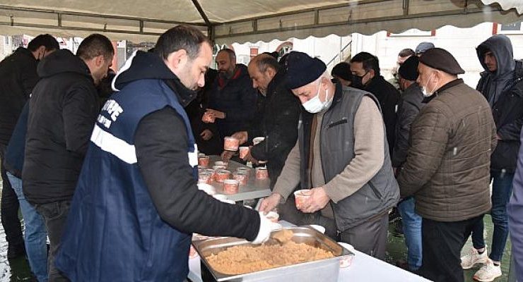 Kartepe’de Çanakkale Destanı Anısına Helva İkramı