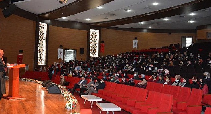Keçiören’de ‘Aile İçi Şiddetin Önlenmesinde Yönelik Dini Referanslar’ Anlatıldı