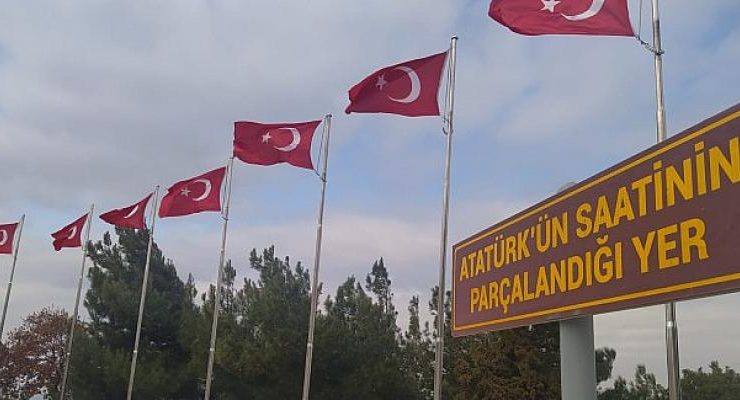 Kemer Belediye personeli, Çanakkale’nin tarihi atmosferini gezerek yerinde görme imkanı buldu.