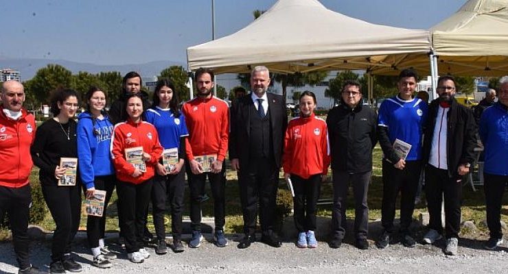 Meneme’de Bocce Heyecanı Yaşandı