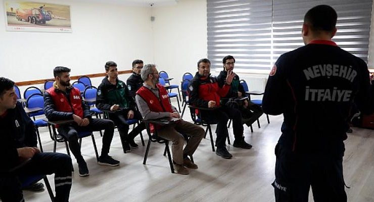 Nevşehir İtfaiyesinden Gönüllülere Eğitim