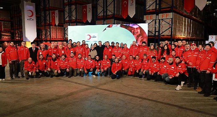 Ramazan için “iyilikte” yarıştılar  -Kızılay’a 6 saatte 104 Milyon Liralık Rekor Bağış Yapıldı