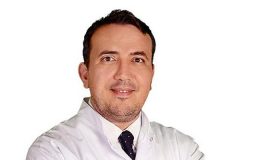 “Türkiye’de ilkleri yapmak bir Türk hekiminin en büyük amacıdır”
