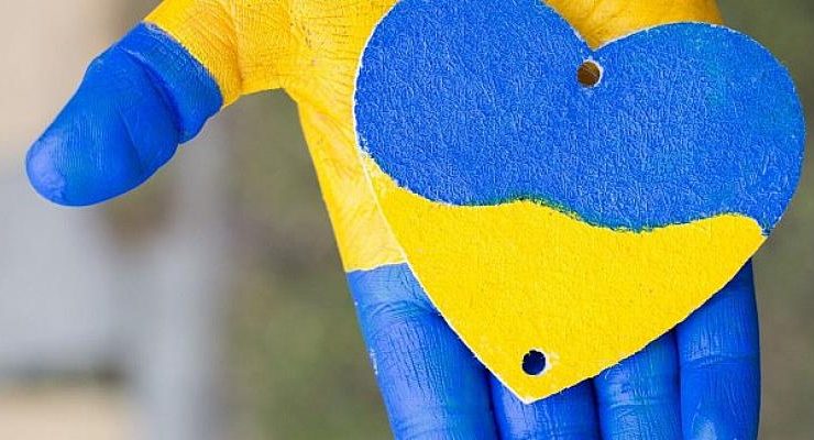 Ukrayna’daki savaşı suistimal eden bağış dolandırıcılıklarına karşı dikkatli olun