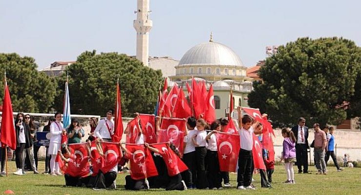 23 Nisan Burhaniye’de Kutlandı