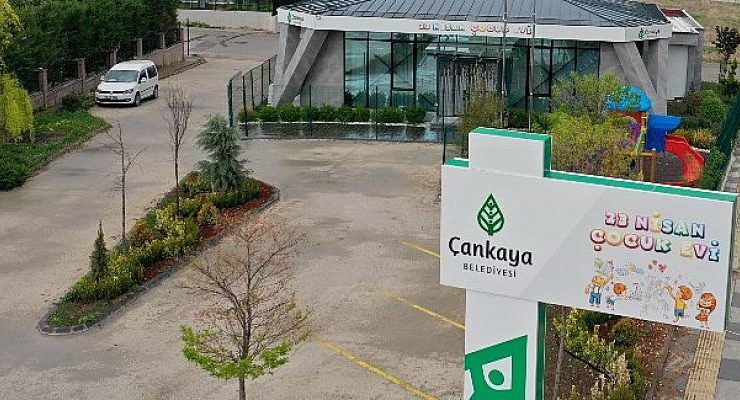 23 Nisan Çocuk Evi’ne Kayıtlar Sürüyor