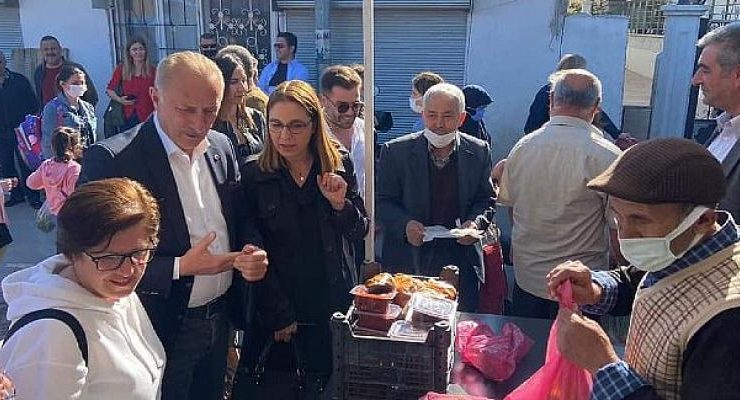 Başkan Atabay, Pazarcı Esnafını ve ‘Halk Standı”nı Ziyaret Etti