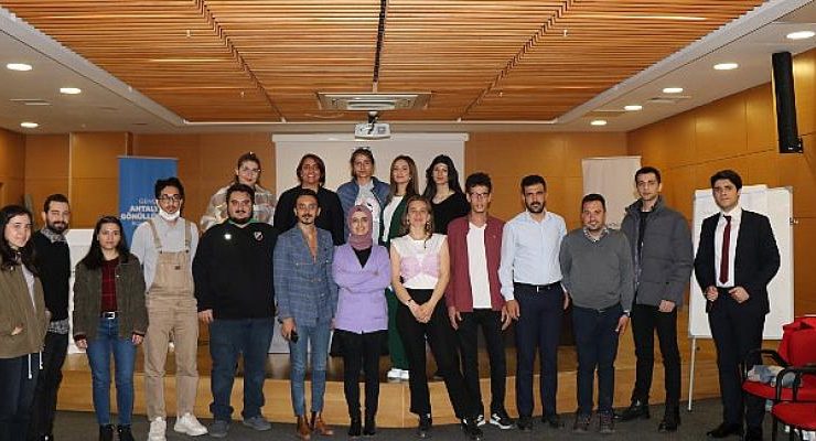 Büyükşehir Gönüllüler İçin Proje Yazma Eğitimi Verdi