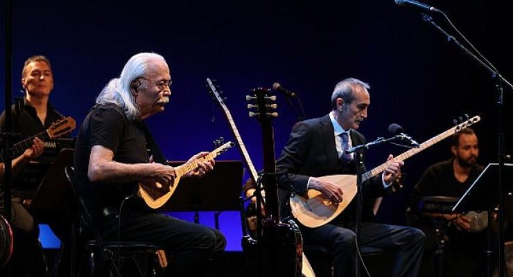 Cahit Berkay ve Cengiz Özkan’dan Müzik Ziyafeti