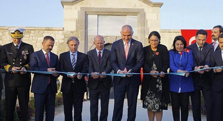 Çanakkale Kara Muharebeleri’nin 107. Yıldönümü’nde Çanakkale Şehitleri Törenlerle anıldı