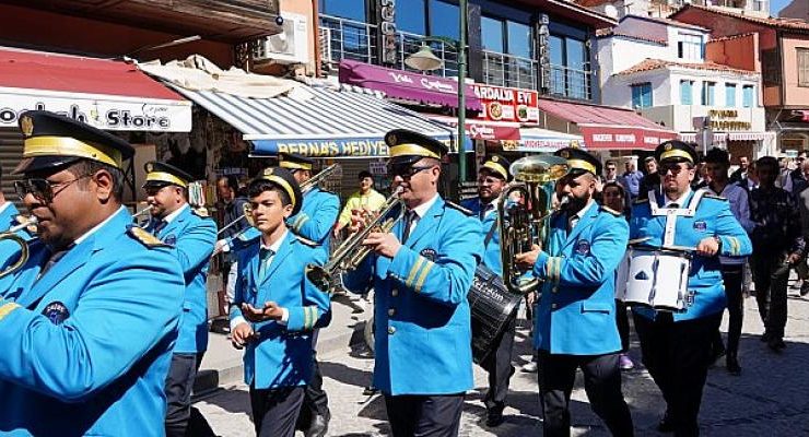 Çeşme Belediye Bandosu kuruldu