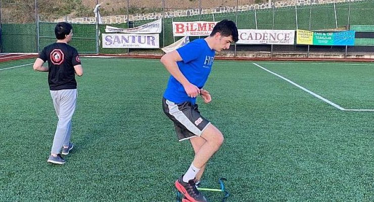 Gençler Hedeflerine Gölcük Belediyesi’nin Kurslarında Hazırlanıyor