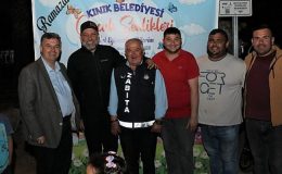 Hüsnü Şenlendirici Kınık Yayakent Mahallesinin Gönül Sofrası İftarına Katılım Sağladı