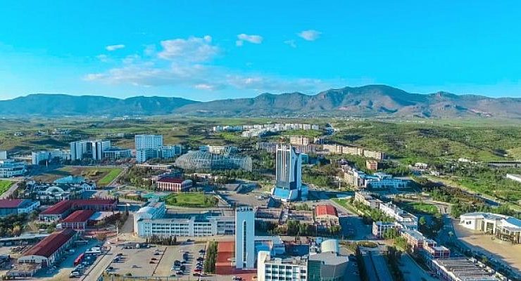 KKTC üniversitelerinin 2021’de yayımladığı bilimsel makalelerin yüzde 50,5’ini tek başına Yakın Doğu Üniversitesi üretti!