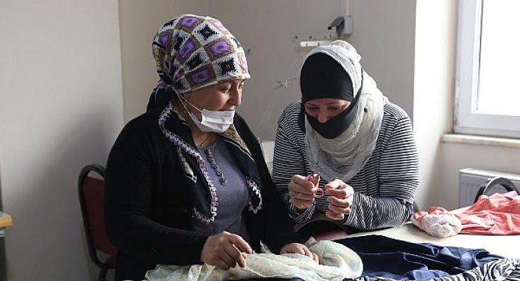 KO-MEK mültecilere de kucak açtı