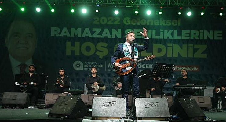 Konyalılar memleket hasreti giderdi  Karaalioğlu Parkı kaşık havasıylainledi