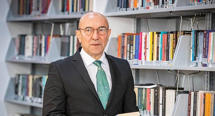 “Lütfen bana hediye yerine kütüphanelerimize kitap getirin”