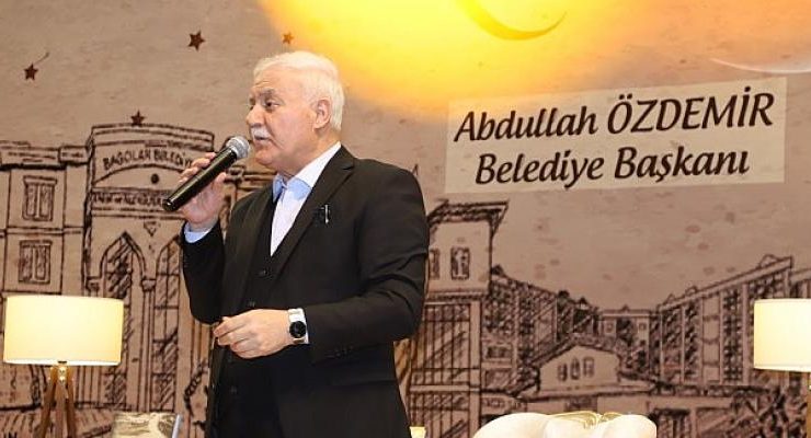 Nihat Hatipoğlu, Peygamber efendimizi yaşlandıran Hud Suresi’nin önemini anlattı