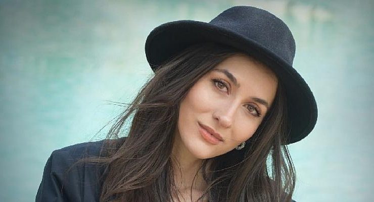 Oyuncu Duygu Mercan: ‘Manukyan gençliğini oynamak bana orta yaşıda Hülya Avşar’a çok yakışır’