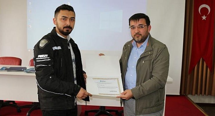 ‘Pet-Shop Sertifika Eğitimi’ verildi