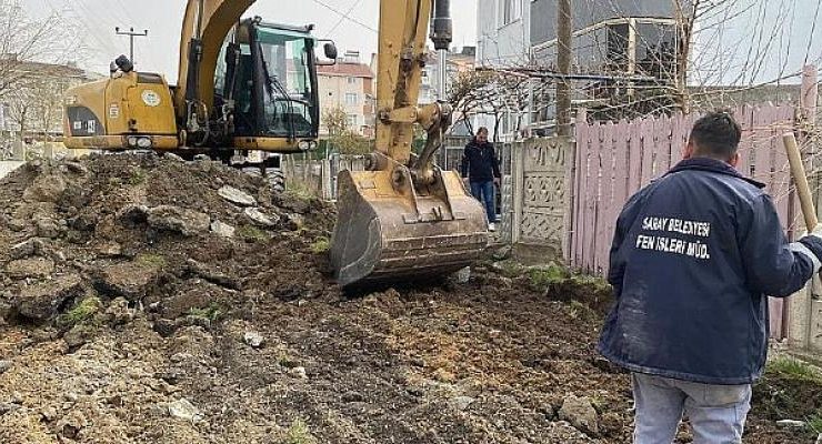 Yeniköy’de yollar yapılıyor