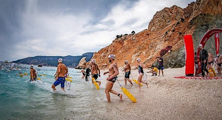 Antalya Kemer’de gerçekleştirilen 15.Uluslararası Arena Aquamasters Yüzme Şampiyonası tamamlandı.