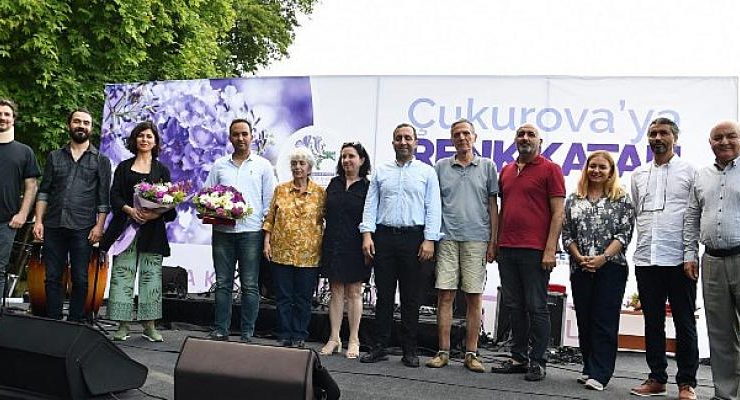 Başarılı öykücüler ödüllerini aldı