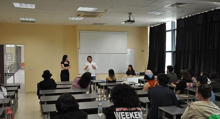 EÜ İletişim Fakültesinde “Yerelde Gazeteci Olmak” söyleşisi