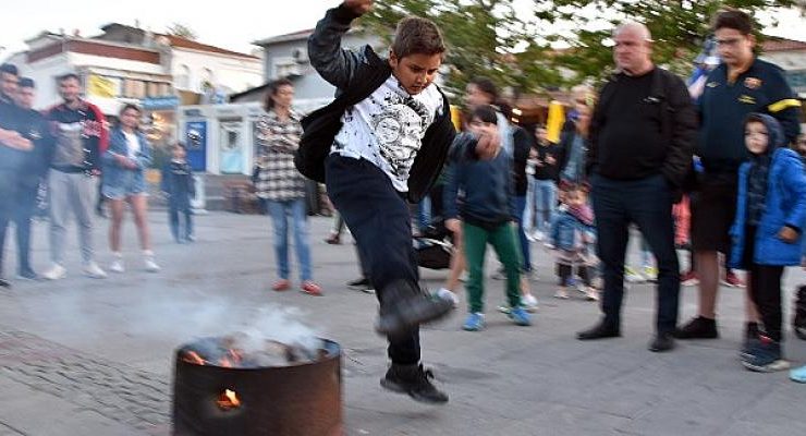 Foça’da Hıdırellez Sevinci