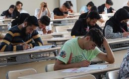 Harran Üniversitesi HRÜYÖS-2022 Sınavını Büyük Bir Katılımla Gerçekleştirdi