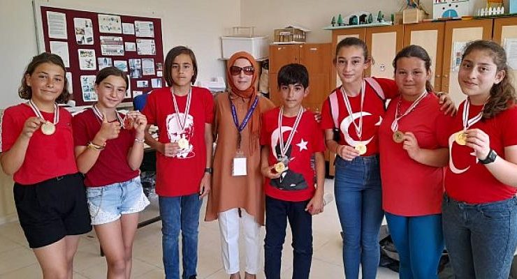 İsmil Güral Ortaokulu Öğrencileri Kaan Efe’ye Nefes Oldu