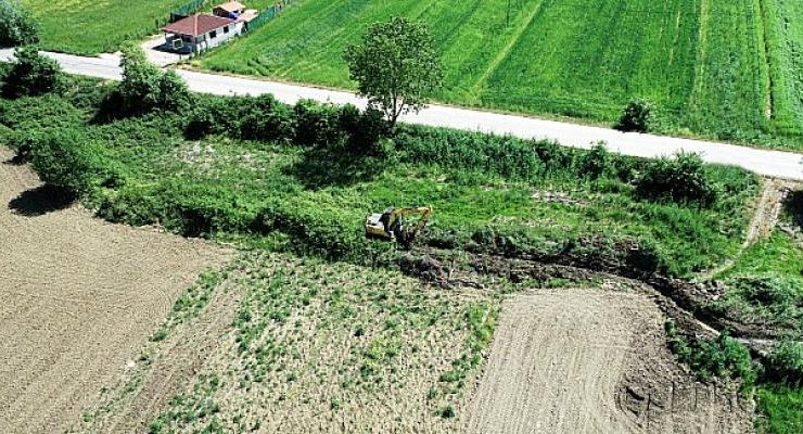 İsu, Tarımsal Sulama Kanallarının Temizliğini Gerçekleştiriyor