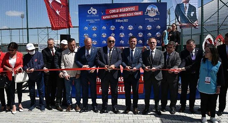 Kapalı Futbol Sahası Tesisimizi Törenle Açtık