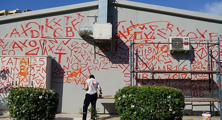 Karşıyaka’da Duvarlar Tuval Oldu
