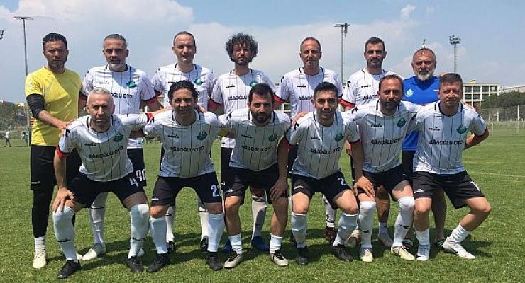 Kartepe Masterler Türkiye Şampiyonu Oldu
