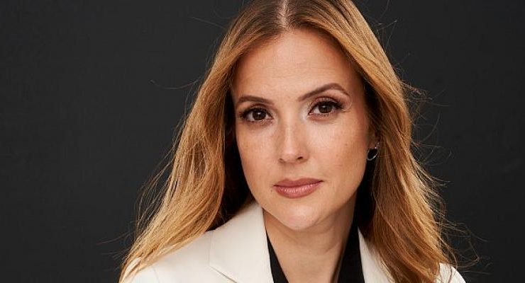 Kelimeler Simge Fıstıkoğlu’nun Boğazında Düğümlendi