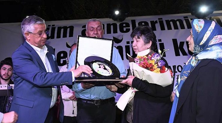 Kemer’de Anneler Günü Konseri